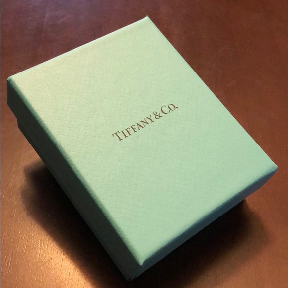 Tiffany box and bag. - Picture 3 of 3